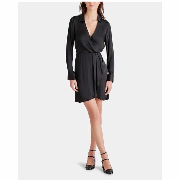 Steve Madden Dresses & Skirts - Steve Madden Black Long Sleeve Dress w/ Collar